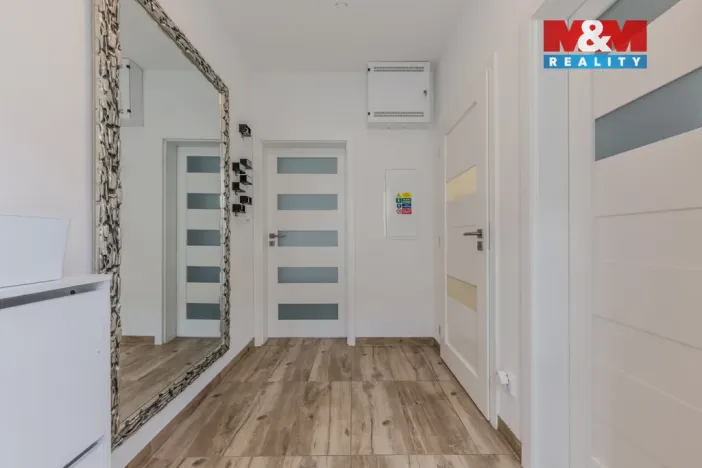 Prodej rodinného domu, Milovice - Mladá, Lipová, 99 m2