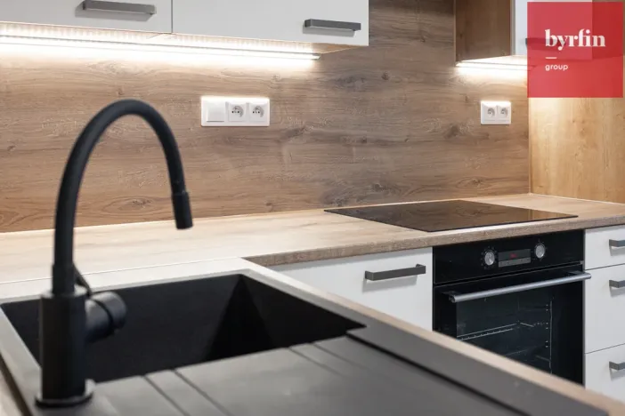 Pronájem bytu 2+kk, Krnov, SPC E, 40 m2