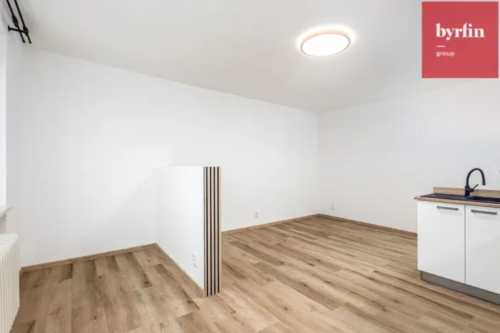 Pronájem bytu 2+kk, Krnov, SPC E, 40 m2
