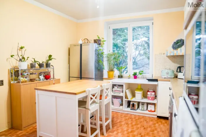 Prodej vícegeneračního domu, Dubí - Bystřice, Ležáky, 291 m2