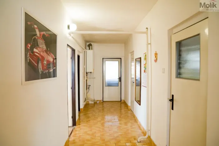 Prodej vícegeneračního domu, Dubí - Bystřice, Ležáky, 291 m2