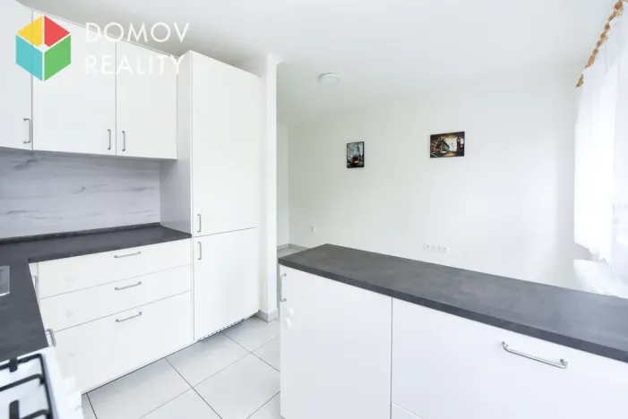 Prodej bytu 3+kk, Králův Dvůr, Pod Hájem, 57 m2