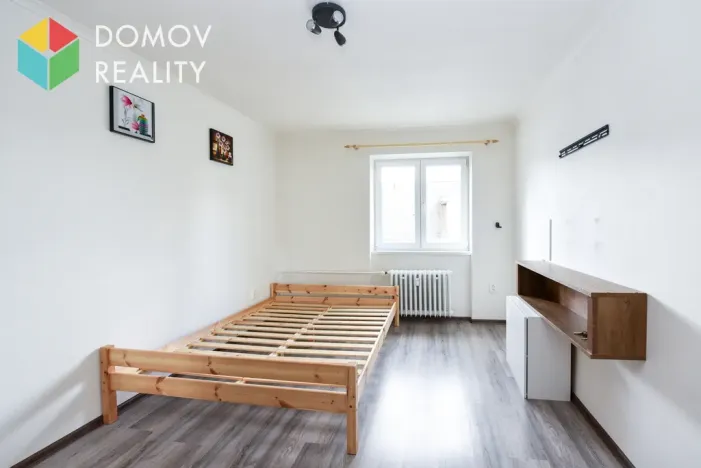 Prodej bytu 3+kk, Králův Dvůr, Pod Hájem, 57 m2