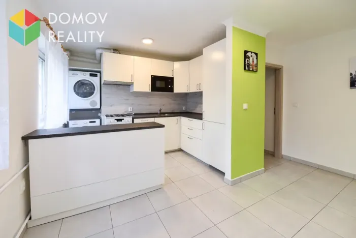 Prodej bytu 3+kk, Králův Dvůr, Pod Hájem, 57 m2