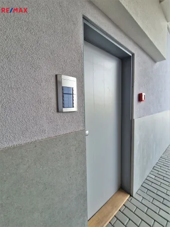 Pronájem bytu 2+1, Lochovice, 96 m2