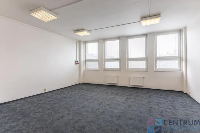 Pronájem kanceláře, Praha - Holešovice, U Pergamenky, 225 m2