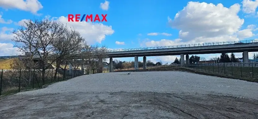 Pronájem pozemku, Slaný, 2003 m2