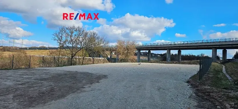 Pronájem pozemku, Slaný, 2003 m2