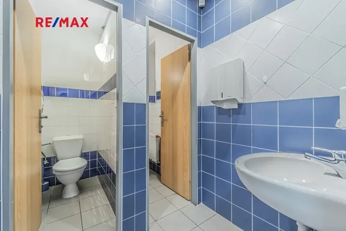 Pronájem kanceláře, Kladno, Osvoboz. pol. vězňů, 183 m2