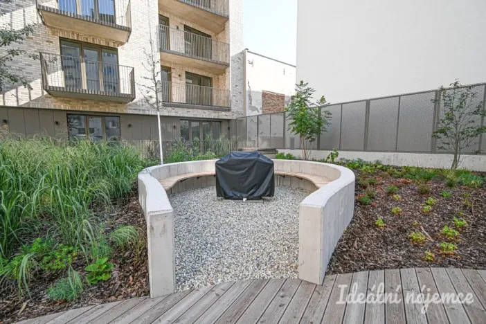 Pronájem bytu 1+kk, Brno - Zábrdovice, Bratislavská, 34 m2