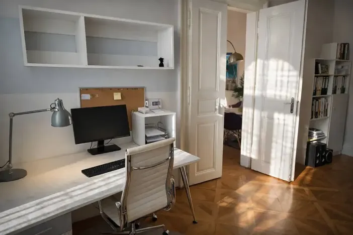 Pronájem kanceláře, Praha - Nové Město, Bolzanova, 22 m2