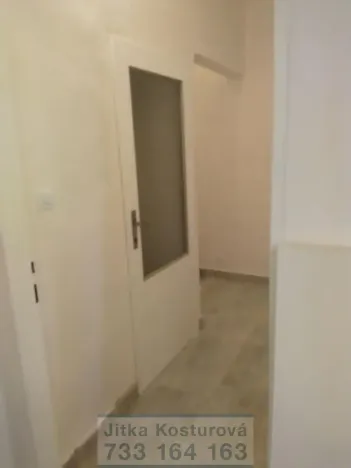 Pronájem bytu 1+kk, Krnov - Pod Cvilínem, Textilní, 35 m2