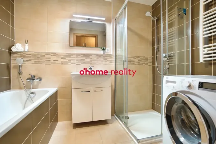 Pronájem bytu 3+kk, Olomouc, Eduarda Hamburgera, 81 m2