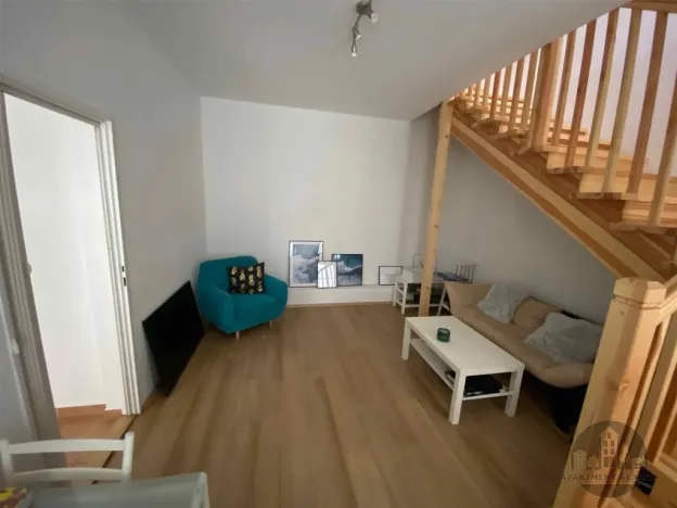 Pronájem atypického bytu, Praha - Karlín, Kollárova, 47 m2