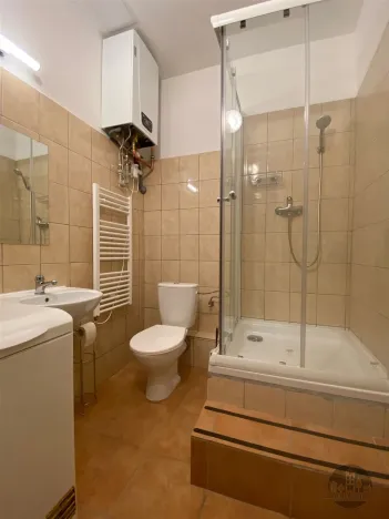 Pronájem atypického bytu, Praha - Karlín, Kollárova, 47 m2