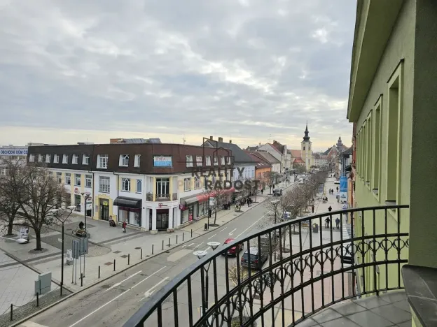 Pronájem kanceláře, Hodonín, Velkomoravská, 62 m2