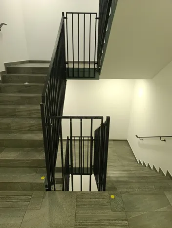 Pronájem bytu 1+kk, Praha - Vysočany, Strnadových, 16913 m2