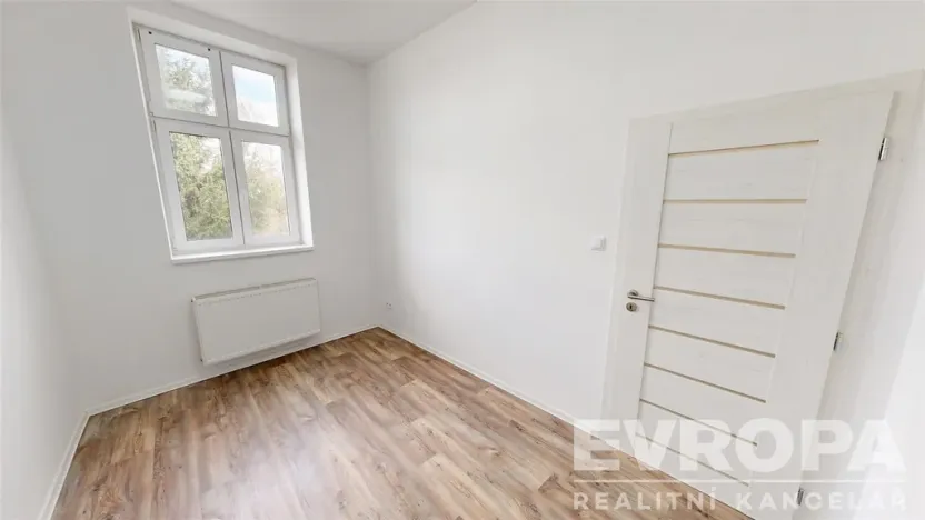 Prodej bytu 2+kk, Žirovnice, Havlíčkovo náměstí, 39 m2