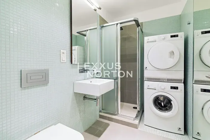 Pronájem bytu 3+1, Praha - Karlín, Šaldova, 94 m2