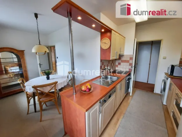 Pronájem bytu 3+1, Liberec - Liberec I-Staré Město, Zeyerova, 71 m2