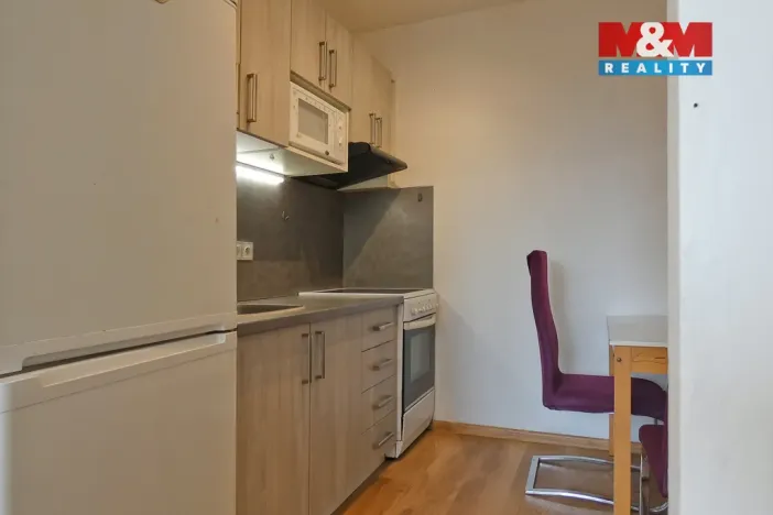 Pronájem bytu 2+kk, Čáslav - Čáslav-Nové Město, R. Těsnohlídka, 36 m2