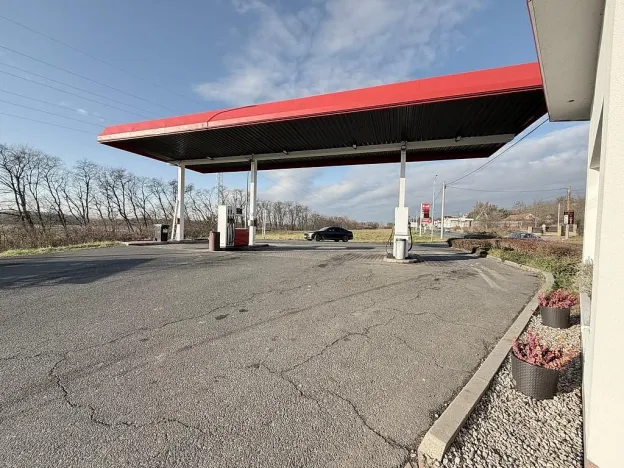 Prodej komerční, Kly - Krauzovna, 781 m2