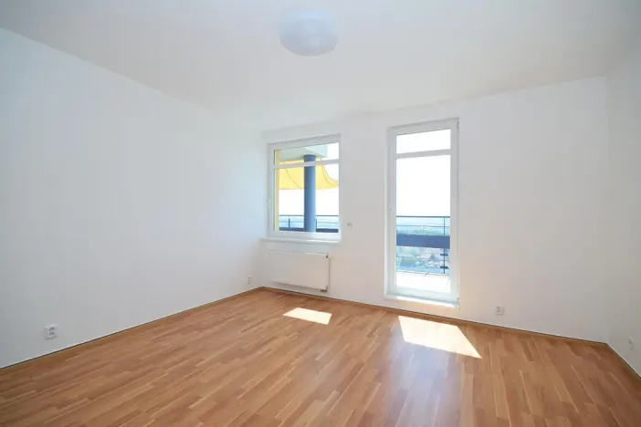 Pronájem bytu 5+kk, Praha - Libeň, Nad Okrouhlíkem, 186 m2