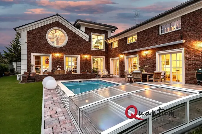 Prodej rodinného domu, Praha - Horní Počernice, Na Myšině, 327 m2