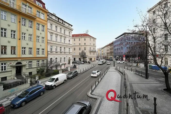 Pronájem kanceláře, Praha - Vinohrady, Šafaříkova, 123 m2