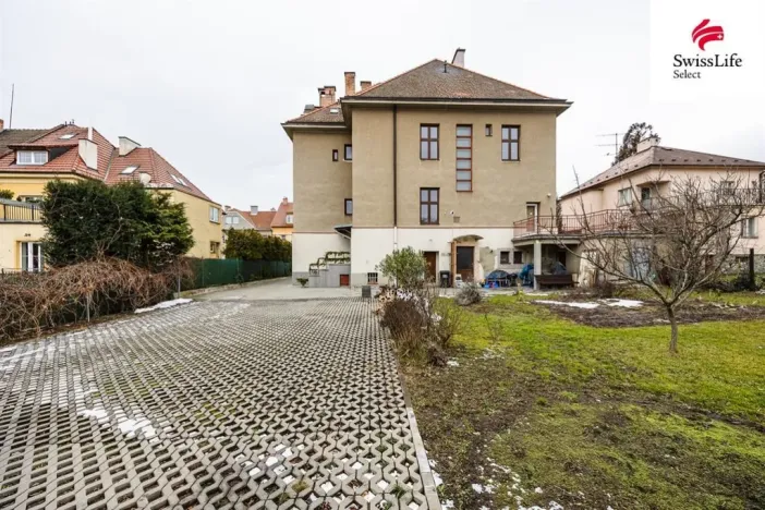 Pronájem kanceláře, Brno, Žampachova, 192 m2