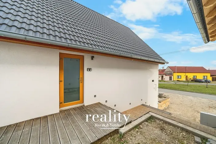 Prodej apartmánu, Jevišovka, 190 m2