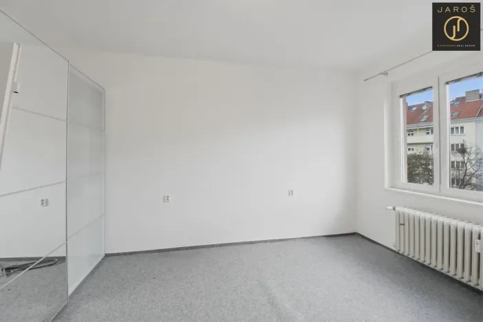 Pronájem bytu 3+1, Praha - Košíře, Vrchlického, 71 m2