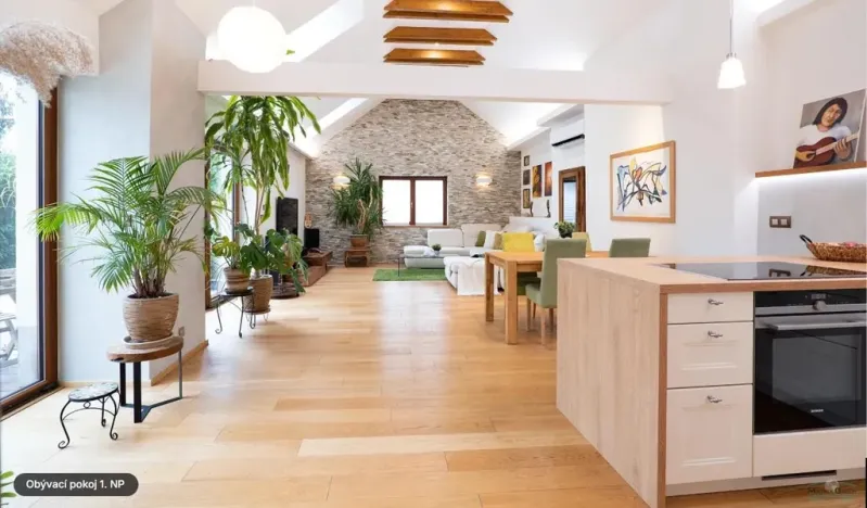 Prodej rodinného domu, Praha - Kyje, Hodějovská, 220 m2