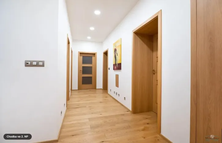 Prodej rodinného domu, Praha - Kyje, Hodějovská, 220 m2