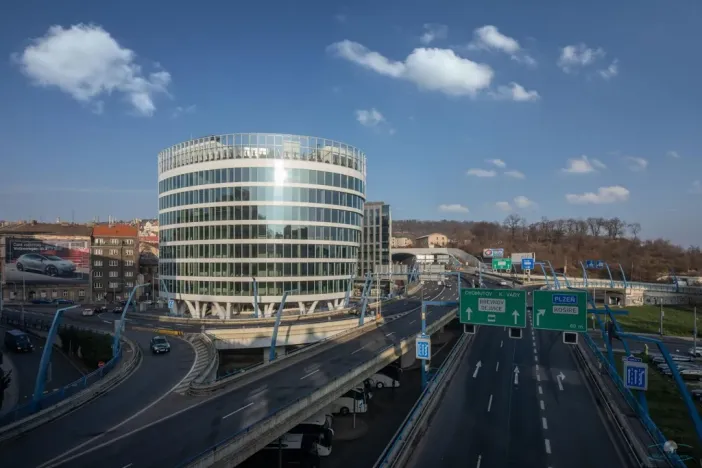 Pronájem obchodního prostoru, Praha - Smíchov, Plzeňská, 454 m2