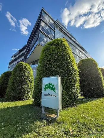 Pronájem obchodního prostoru, Praha - Dejvice, Evropská, 408 m2