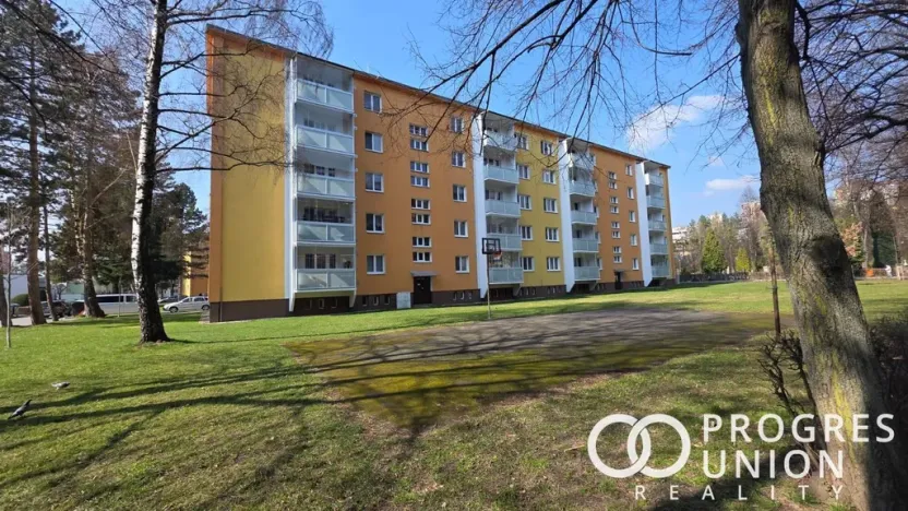 Prodej bytu 3+1, Rožnov pod Radhoštěm, Čs. armády, 76 m2