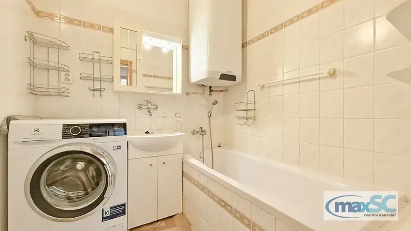 Prodej bytu 3+kk, Býšť, 77 m2