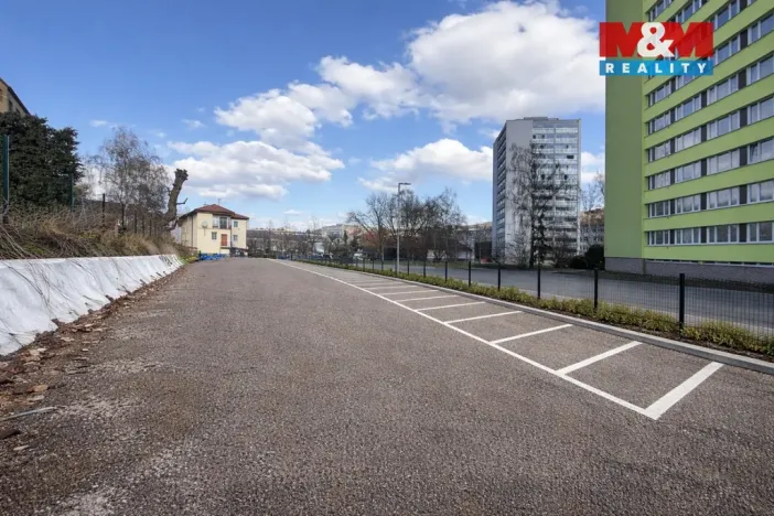 Pronájem garáže, Náchod, 13 m2