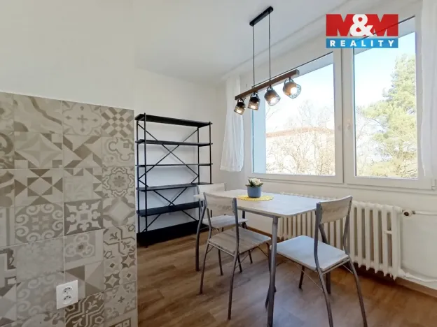 Pronájem bytu 2+1, Česká Lípa, Železničářská, 59 m2