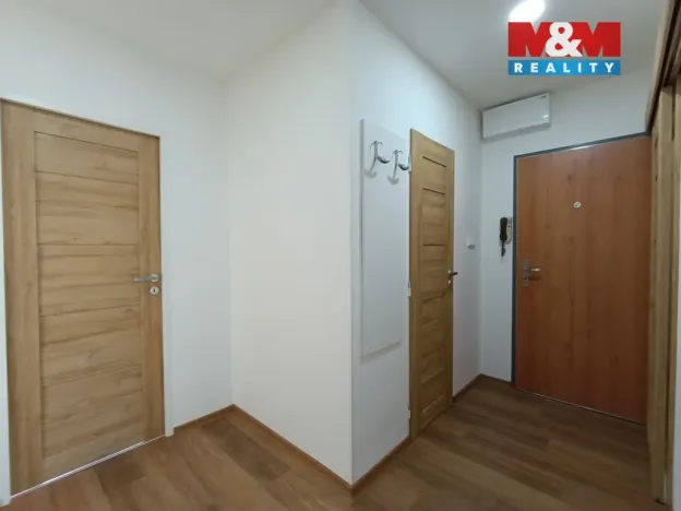 Pronájem bytu 2+1, Česká Lípa, Železničářská, 59 m2