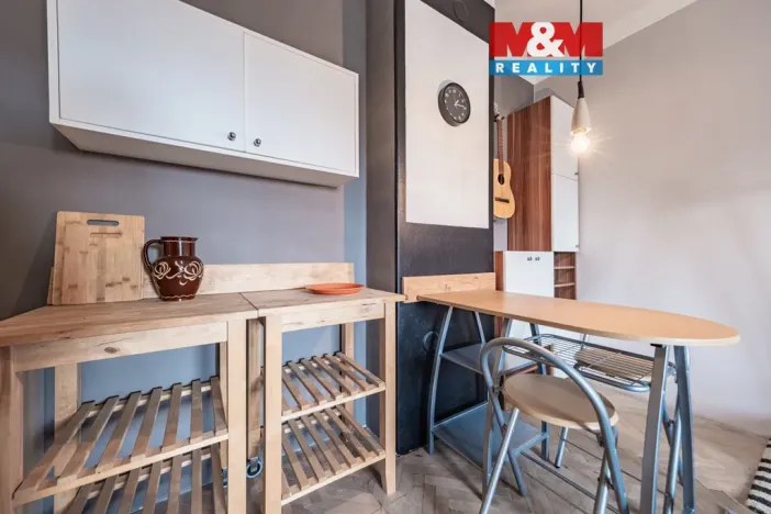 Prodej bytu 1+kk, Kolín, Sluneční, 29 m2