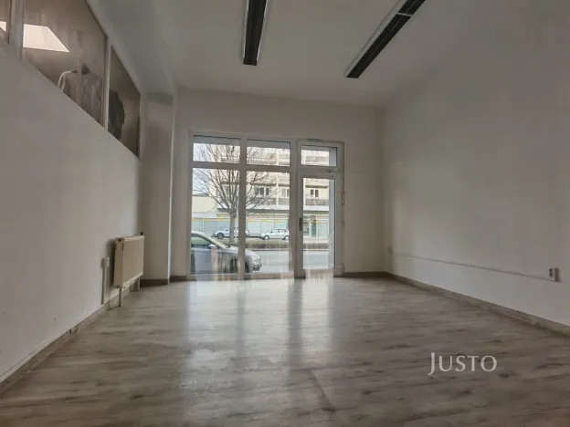 Pronájem obchodního prostoru, Zábřeh, náměstí Osvobození, 40 m2