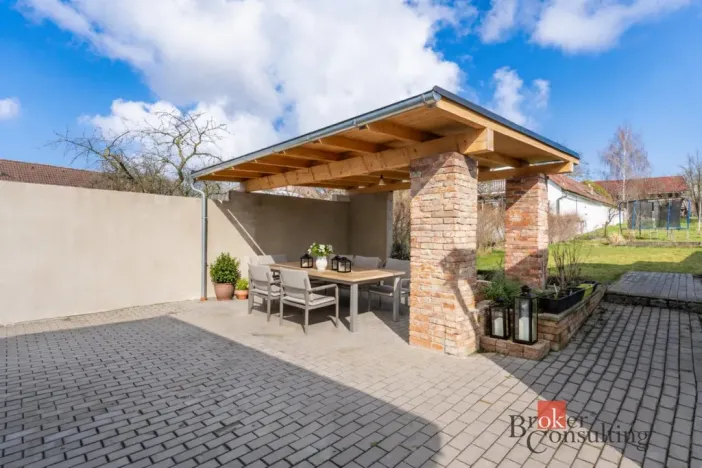 Prodej rodinného domu, Nechanice - Staré Nechanice, 180 m2