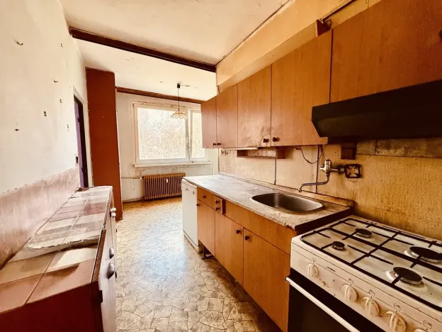 Prodej bytu 3+1, Chomutov, Jirkovská, 78 m2