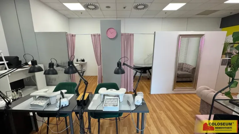 Pronájem obchodního prostoru, Brno - Brno-město, 1100 m2