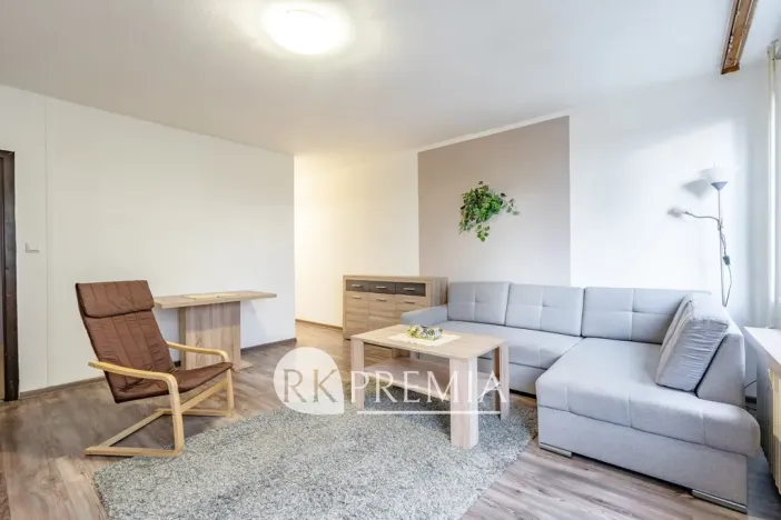 Pronájem bytu 2+kk, Teplice - Trnovany, Unčínská, 47 m2