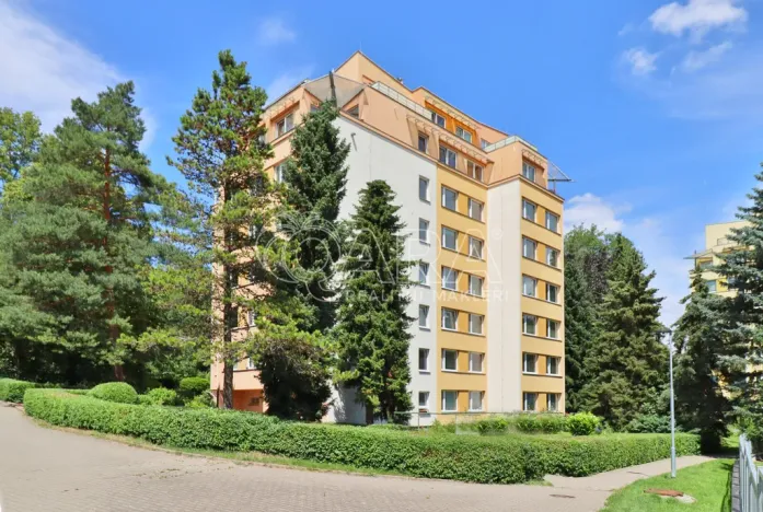 Pronájem bytu 1+kk, Praha, Šimůnkova, 33 m2