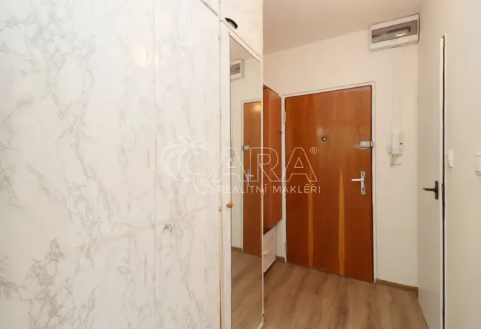 Pronájem bytu 1+kk, Praha, Šimůnkova, 33 m2