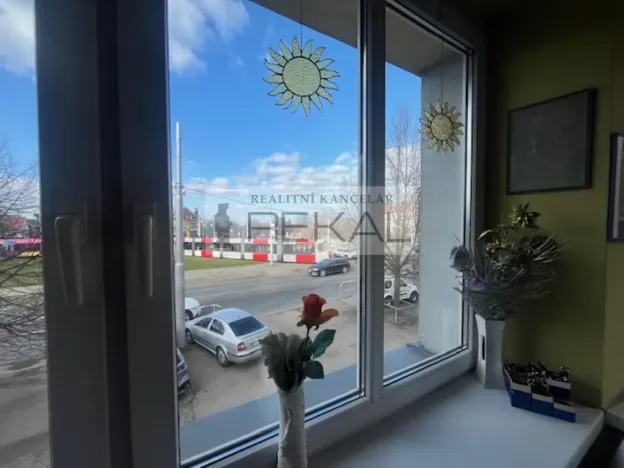 Pronájem ordinace, Praha - Řepy, Karlovarská, 50 m2